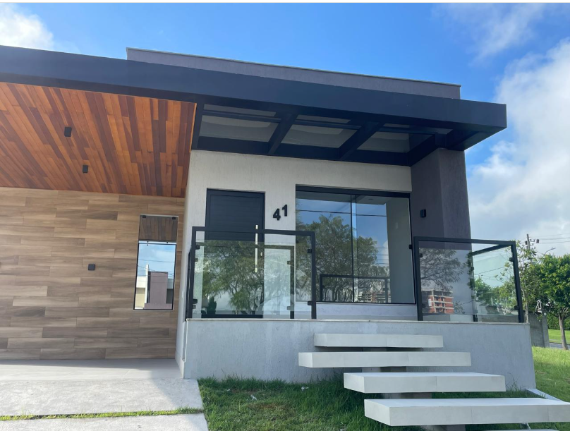 Fachada residencial — projeto realizado pela Quality Glass